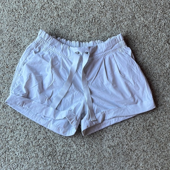 lululemon athletica Pants - Lululemon Casual Tie Athletic Shorts